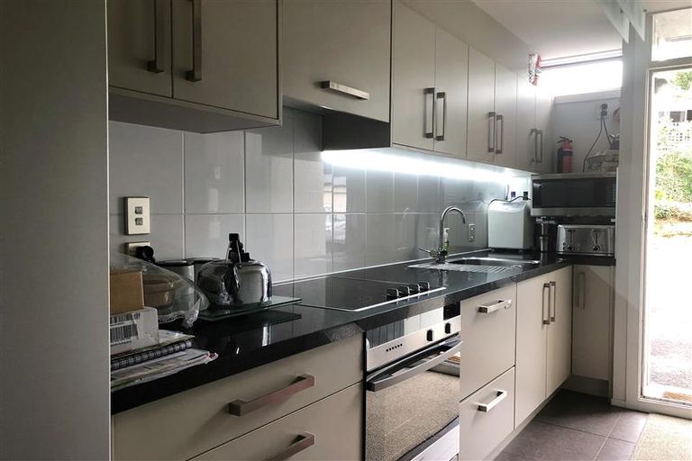 Photo of property in 300 Lake Terrace, Two Mile Bay, Taupo, 3330