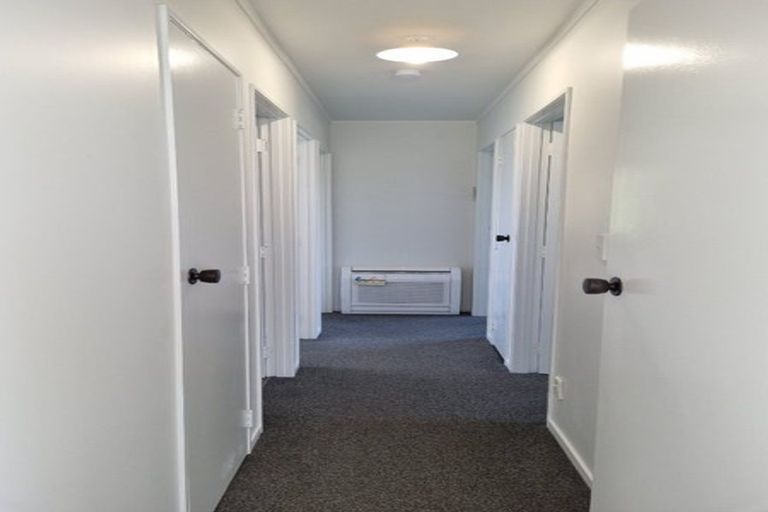 Photo of property in 9b Wyndham Road, Hannahs Bay, Rotorua, 3010