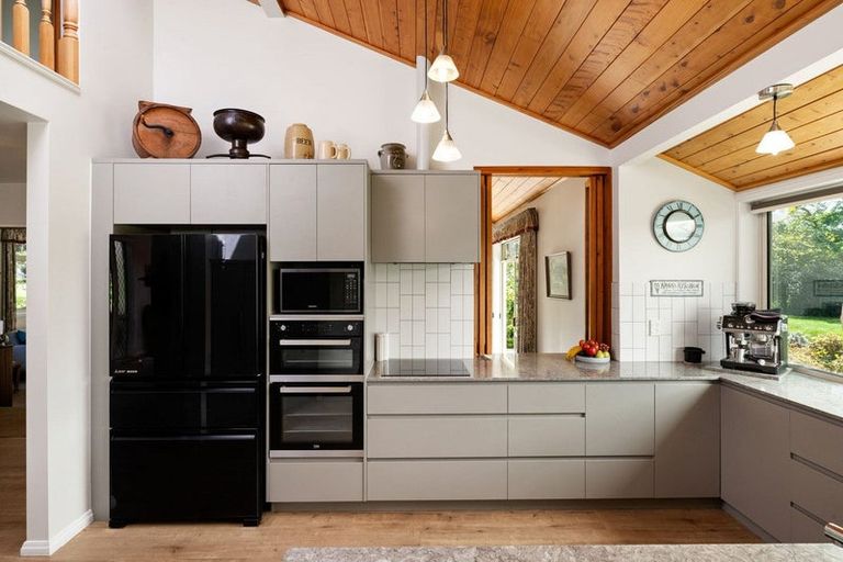 Photo of property in 164 Fencourt Road, Cambridge, 3496
