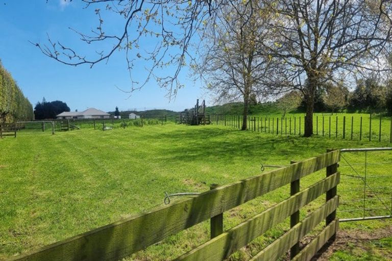 Photo of property in 42 Waitarere Beach Road, Waitarere, Levin, 5574