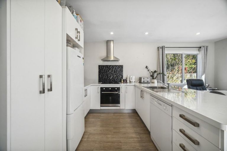 Photo of property in 38b Te Hatepe Avenue, Taupo, 3330