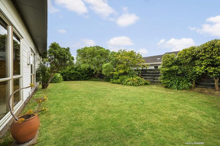 Photo of property in 174 Orangi Kaupapa Road, Northland, Wellington, 6012