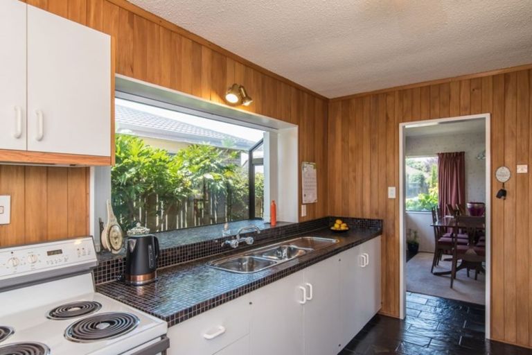Photo of property in 3b Pinewood Grove, Paraparaumu Beach, Paraparaumu, 5032