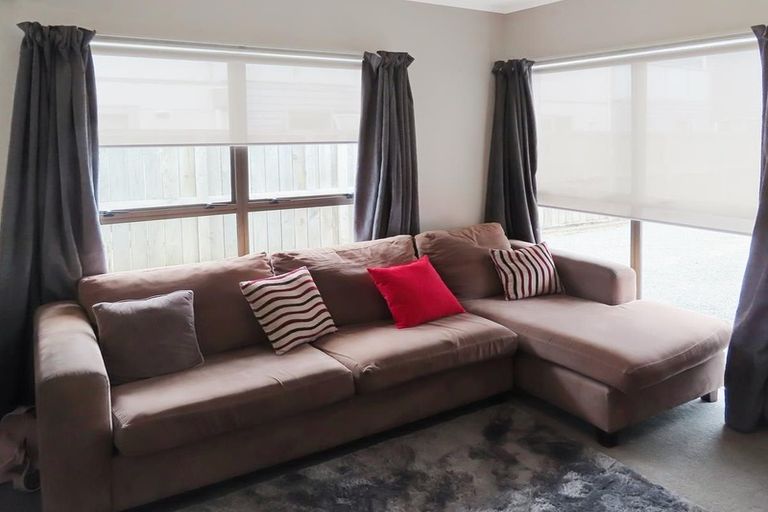 Photo of property in 103f5 Rongotai Road, Kilbirnie, Wellington, 6022