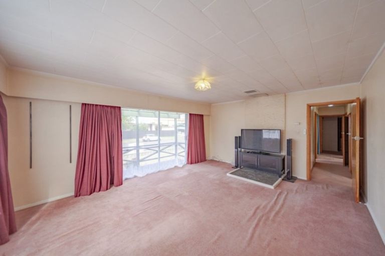 Photo of property in 52 Freyberg Avenue, Tamatea, Napier, 4112