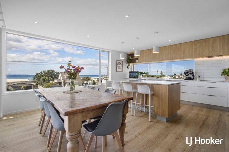 Photo of property in 246 Seaforth Road, Waihi Beach, 3611