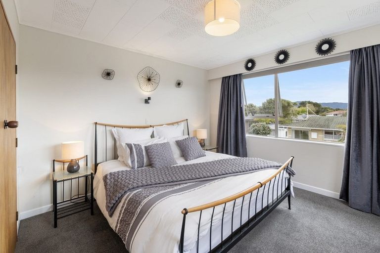 Photo of property in 102 Martin Road, Paraparaumu Beach, Paraparaumu, 5032