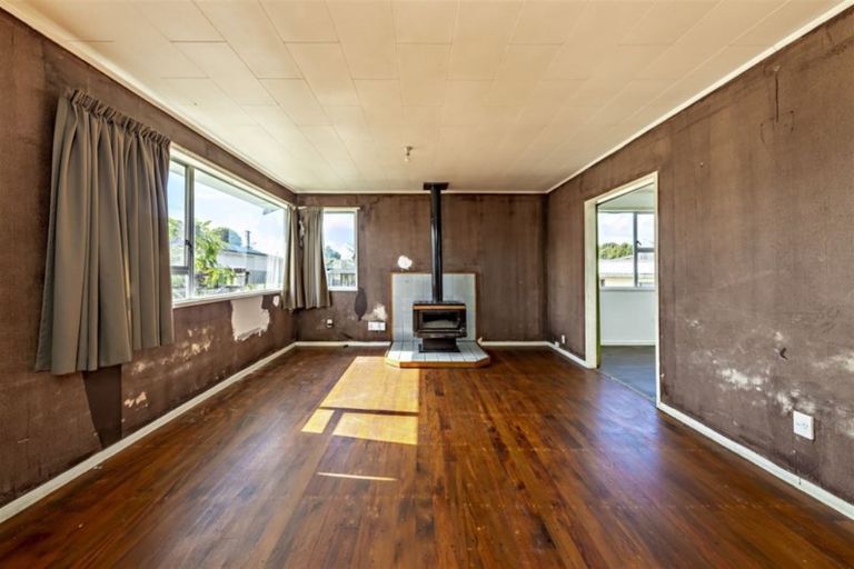 Photo of property in 87 Friedlanders Road, Manurewa, Auckland, 2102