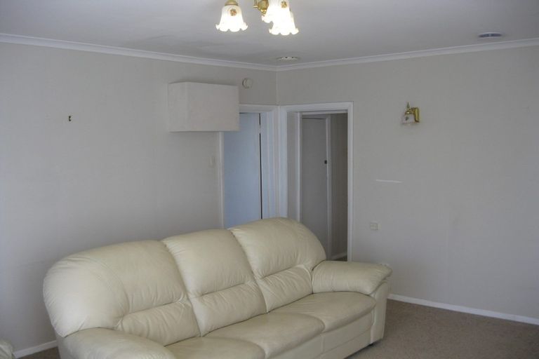 Photo of property in 14 Humphries Street, Greytown, 5712