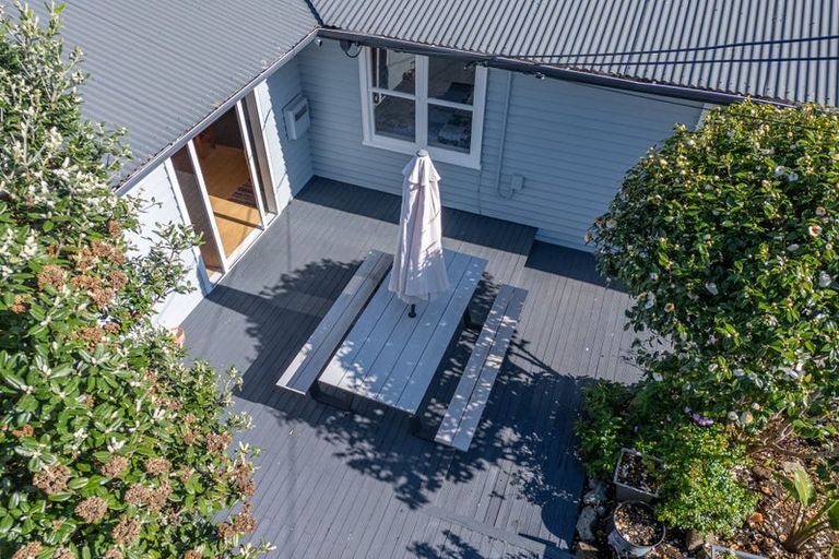 Photo of property in 23 Aorangi Road, Paraparaumu, 5032