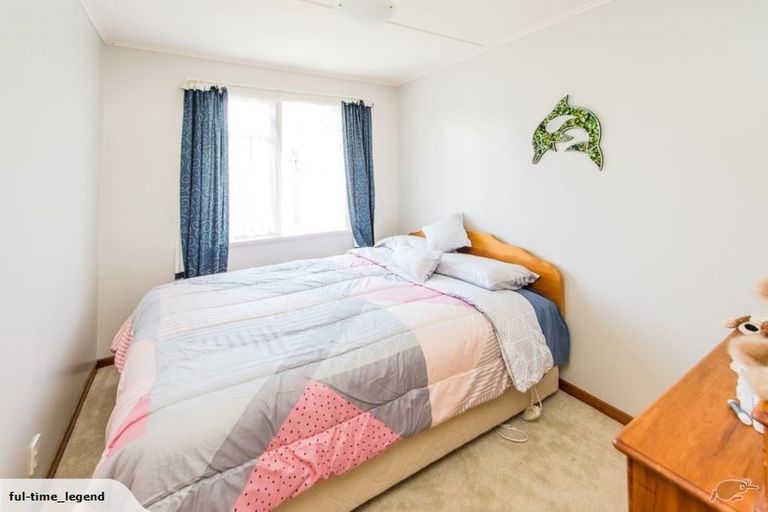 Photo of property in 21 Rira Street, Marton, 4710