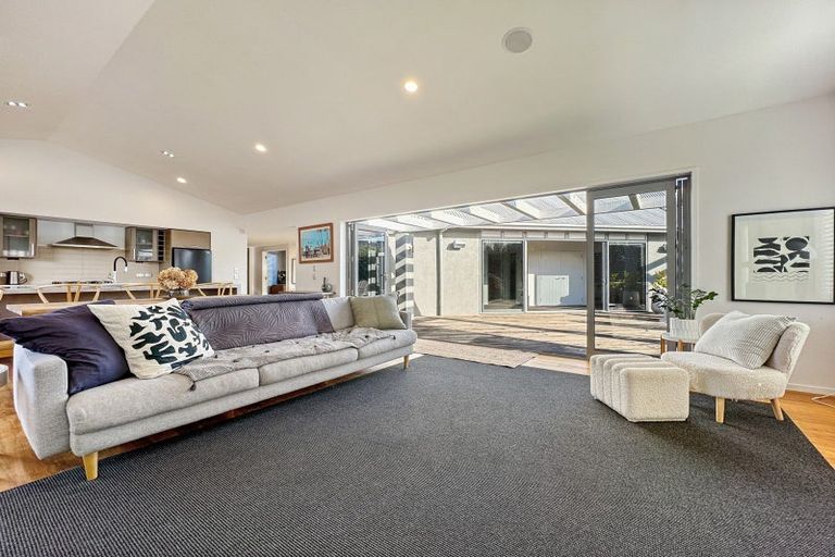Photo of property in 26 Montgomery Crescent, Kinloch, Taupo, 3377