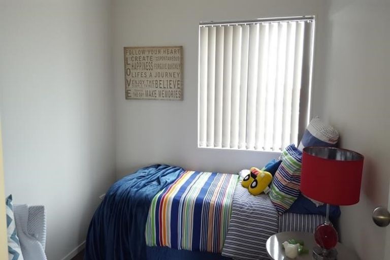 Photo of property in 1/46 Hollowout Street, Takanini, 2112