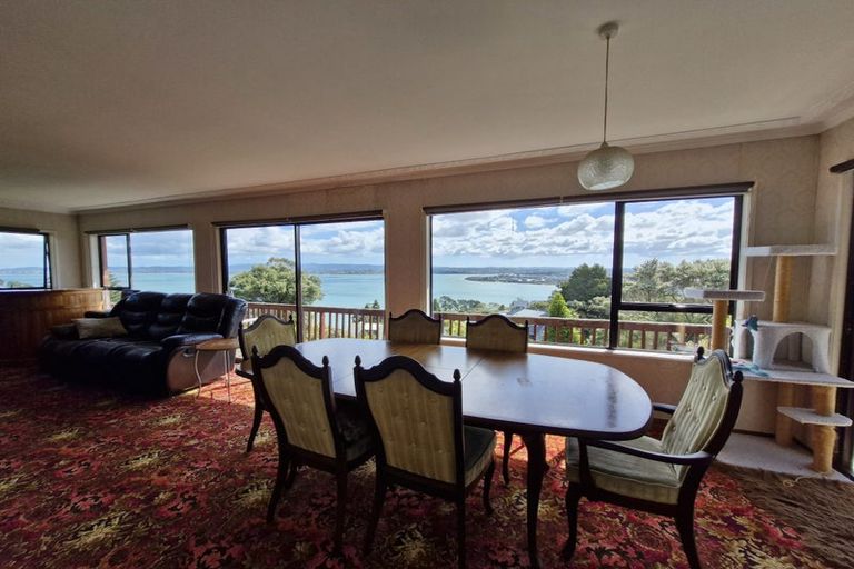 Photo of property in 4 Mayall Avenue, Beach Haven, Auckland, 0626