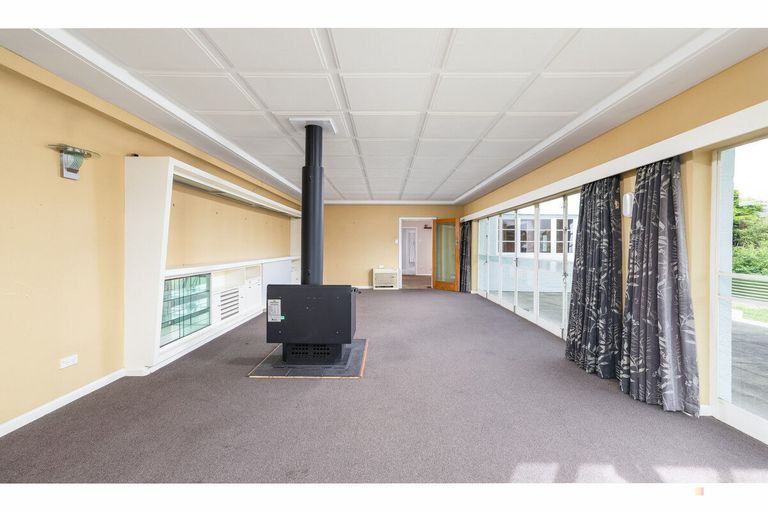 Photo of property in 53 Rhodes Street, Waimate, 7924