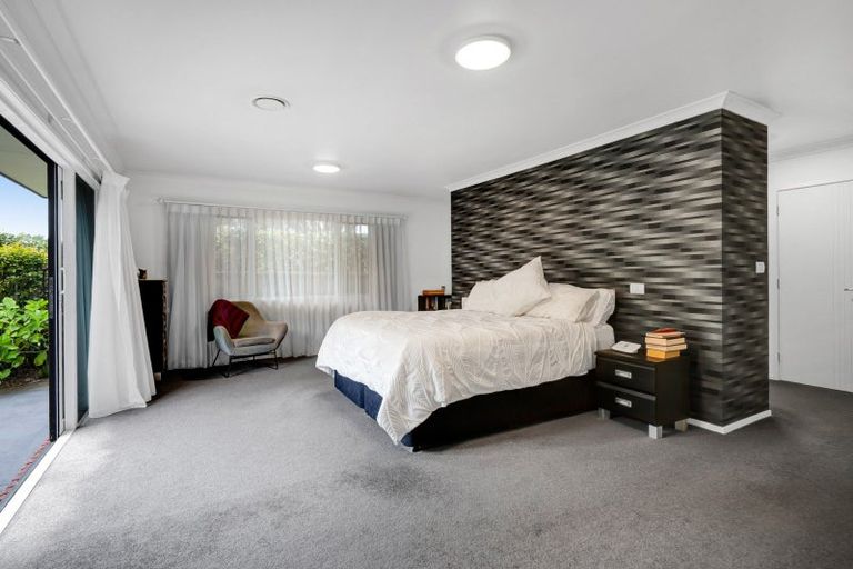 Photo of property in 17a Kauri Street, Inglewood, 4330