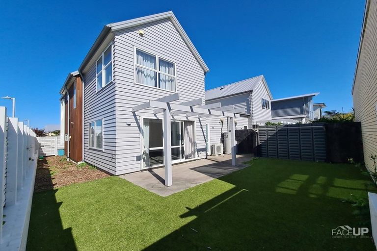 Photo of property in 30 Kanuka Road, Hobsonville, Auckland, 0616