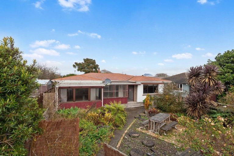 Photo of property in 18 Rimu Street, Edgecumbe, 3120