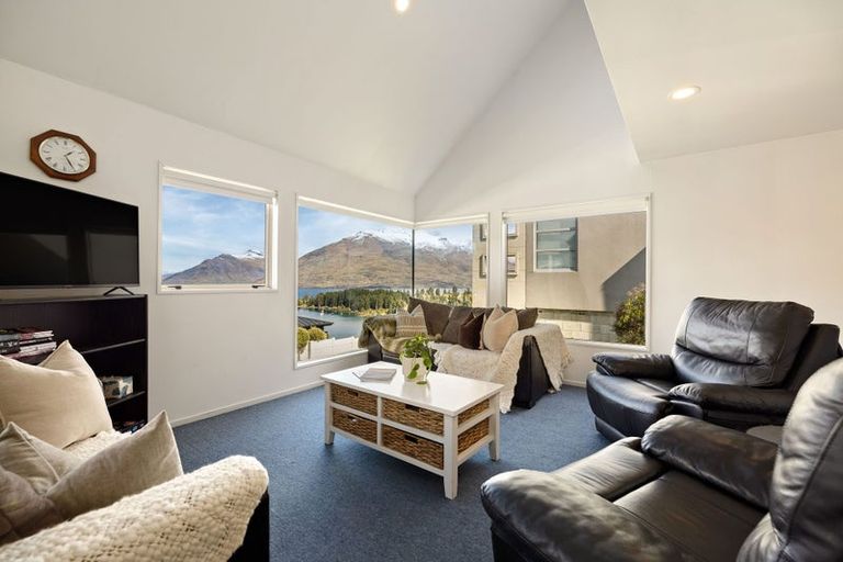 Photo of property in 76a Panorama Terrace, Queenstown, 9300