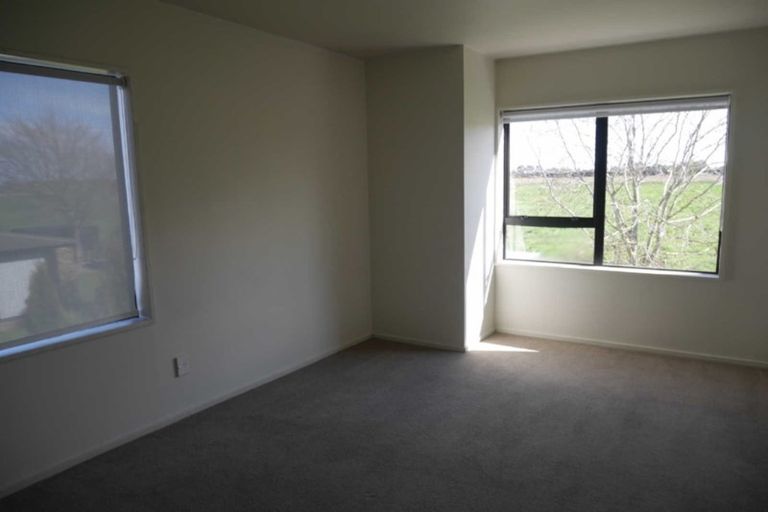 Photo of property in 14 Lordship Place, Templeton, Christchurch, 8042