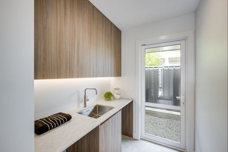 Photo of property in 37 Arataki Road, Havelock North, 4130