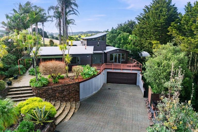 Photo of property in 8 Sylvia Lane, Maunu, 0110