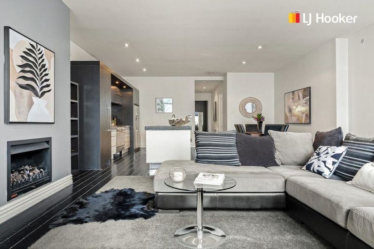 Photo of property in 2/49 Bond Street, Dunedin Central, Dunedin, 9016