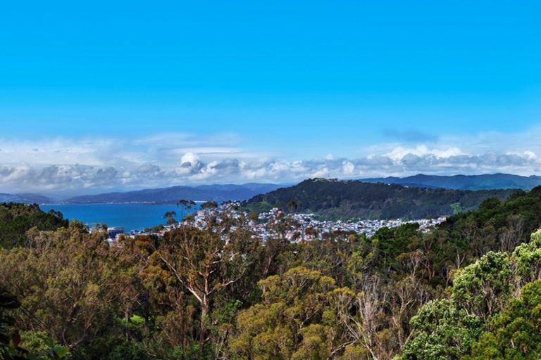 Photo of property in 128 Ohiro Road, Brooklyn, Wellington, 6021