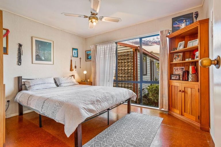 Photo of property in 101 West Harbour Drive, West Harbour, Auckland, 0618