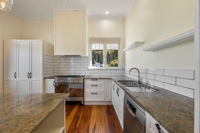 Photo of property in 1106 Egmont Road, Egmont Village, New Plymouth, 4372