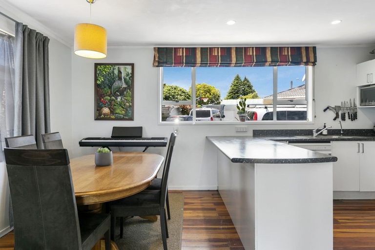 Photo of property in 35 Rotokawa Street, Taupo, 3330
