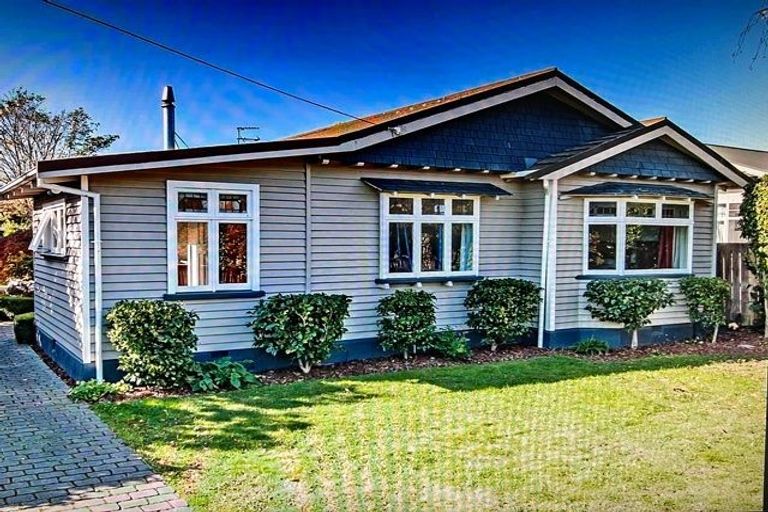 Photo of property in 12 Jacobs Street, St Albans, Christchurch, 8014