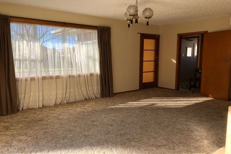 Photo of property in 23 Bevington Street, Avonhead, Christchurch, 8042