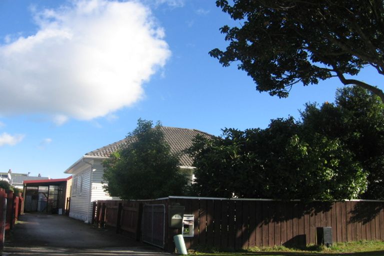 Photo of property in 44a Hardy Street, Waterloo, Lower Hutt, 5011