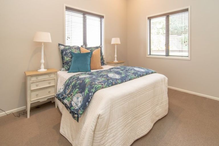 Photo of property in 18 Phoenicia Court, The Gardens, Auckland, 2105