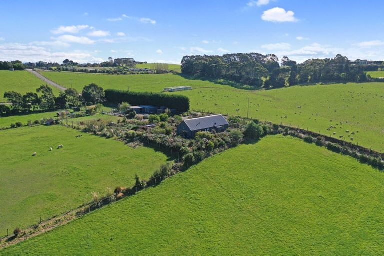 Photo of property in 1/102 Beach Road, Awamoa, Oamaru, 9495