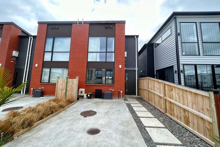 Photo of property in 13 Landing Path Drive, Hobsonville, Auckland, 0616