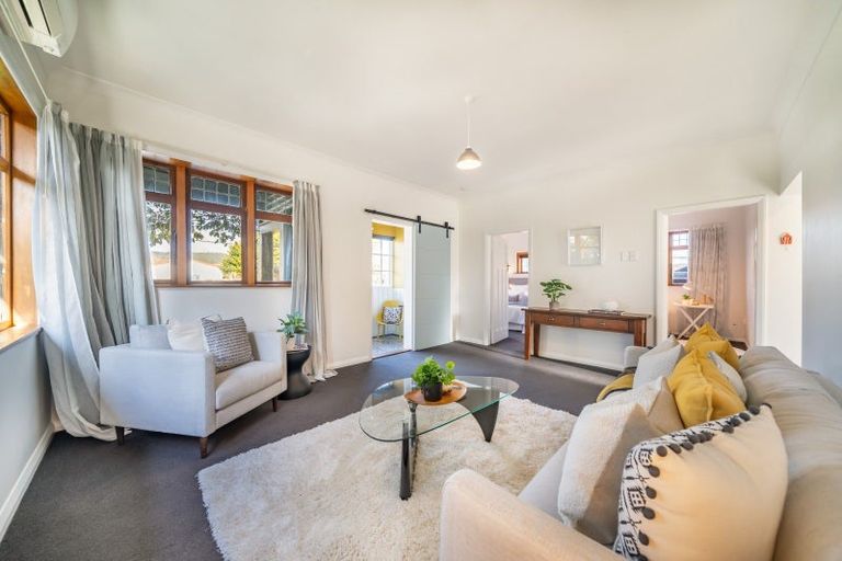 Photo of property in 53 Palmer Crescent, Silverstream, Upper Hutt, 5019