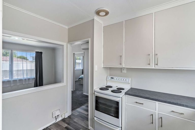 Photo of property in 2/145 College Street, Awapuni, Palmerston North, 4412