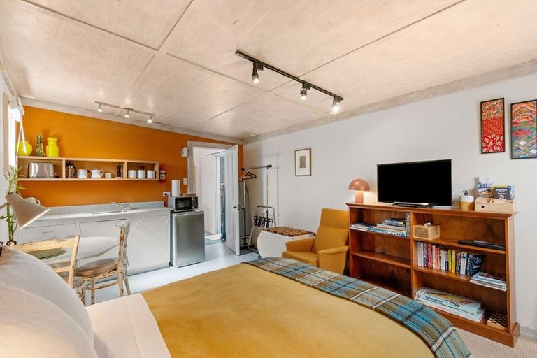 Photo of property in 725 Highgate, Maori Hill, Dunedin, 9010