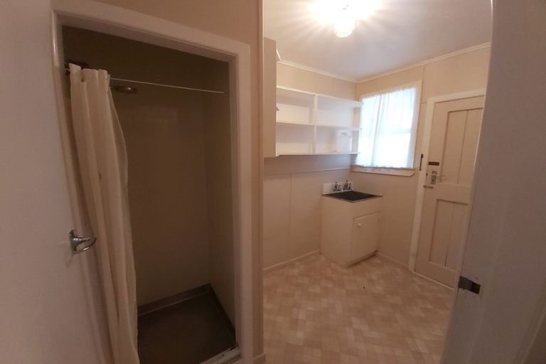 Photo of property in 6 Murray Avenue, Hawera, 4610