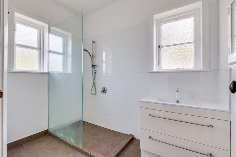 Photo of property in 18 Masters Crescent, Masterton, 5810