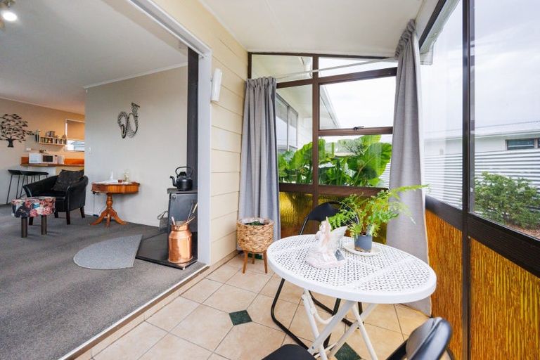 Photo of property in 15 Wild Street, Feilding, 4702