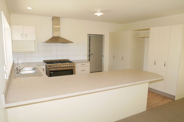 Photo of property in 120 Maui Pomare Road, Nikau Valley, Paraparaumu, 5032