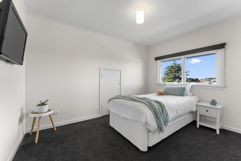 Photo of property in 407 Devon Street West, Lynmouth, New Plymouth, 4310