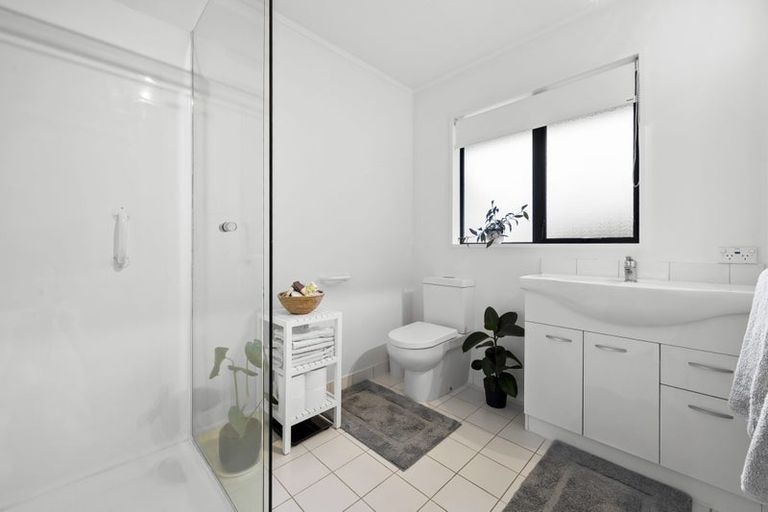 Photo of property in 5 Villa Grove, Ilam, Christchurch, 8041