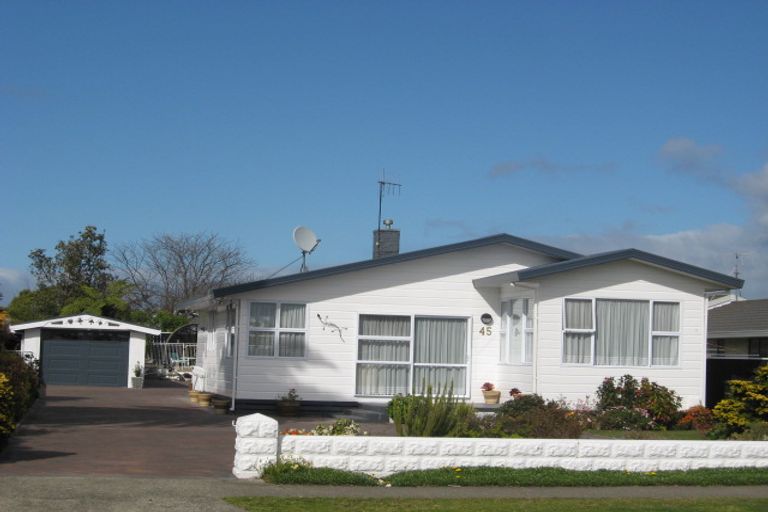 Photo of property in 45 Landing Road, Whakatane, 3120