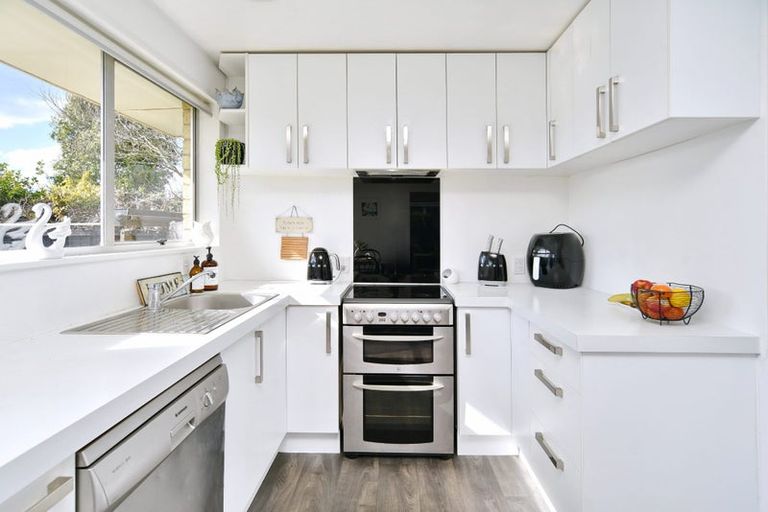 Photo of property in 24a Greenock Street, Redwood, Christchurch, 8051