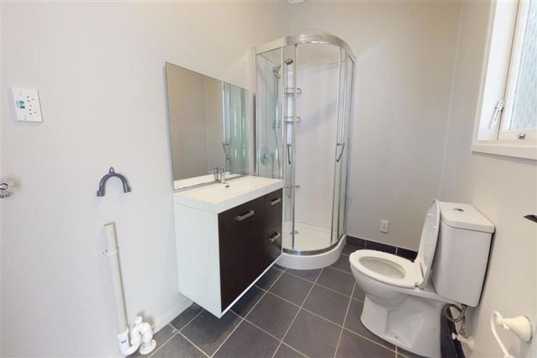 Photo of property in 32b Bedford Street, Northland, Wellington, 6012