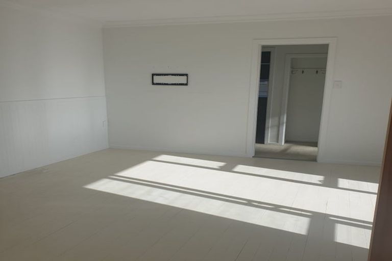 Photo of property in 12 Phillip Street, Pukekohe, 2120